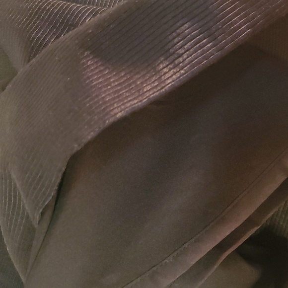 Banana Republic black skirt - Picture 6 of 6